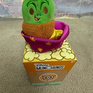 Disney Munchlings Pascal Jalapeño Popper plush